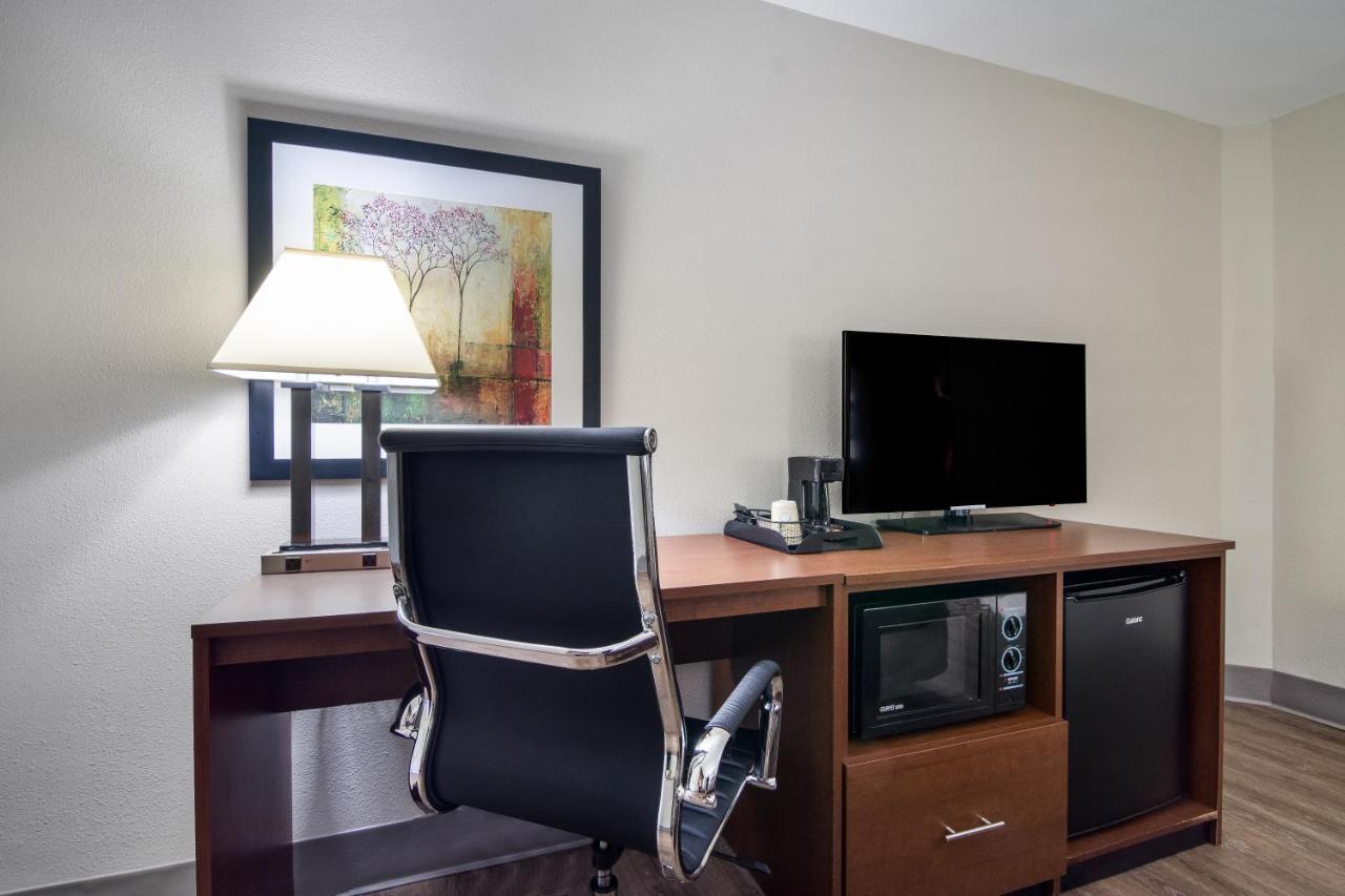The Townhouse Inn High Point Bagian luar foto