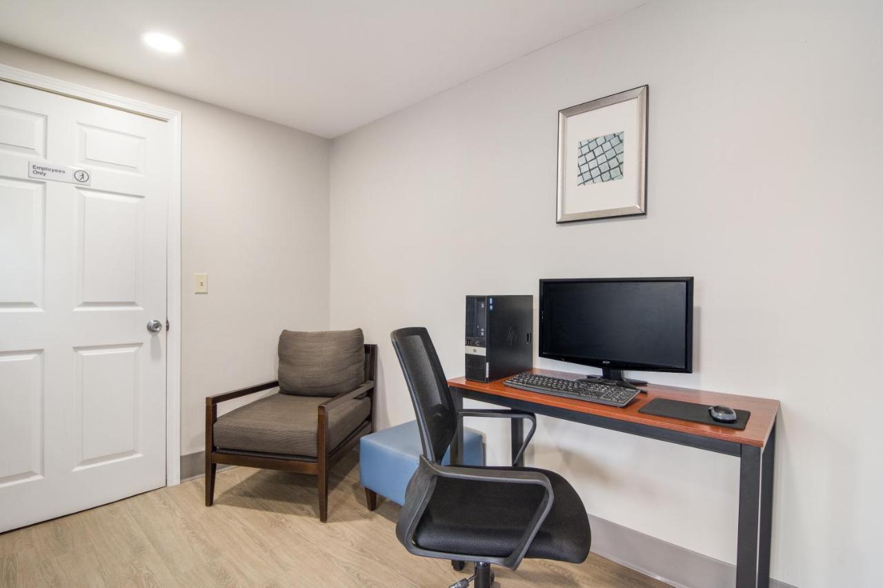The Townhouse Inn High Point Bagian luar foto